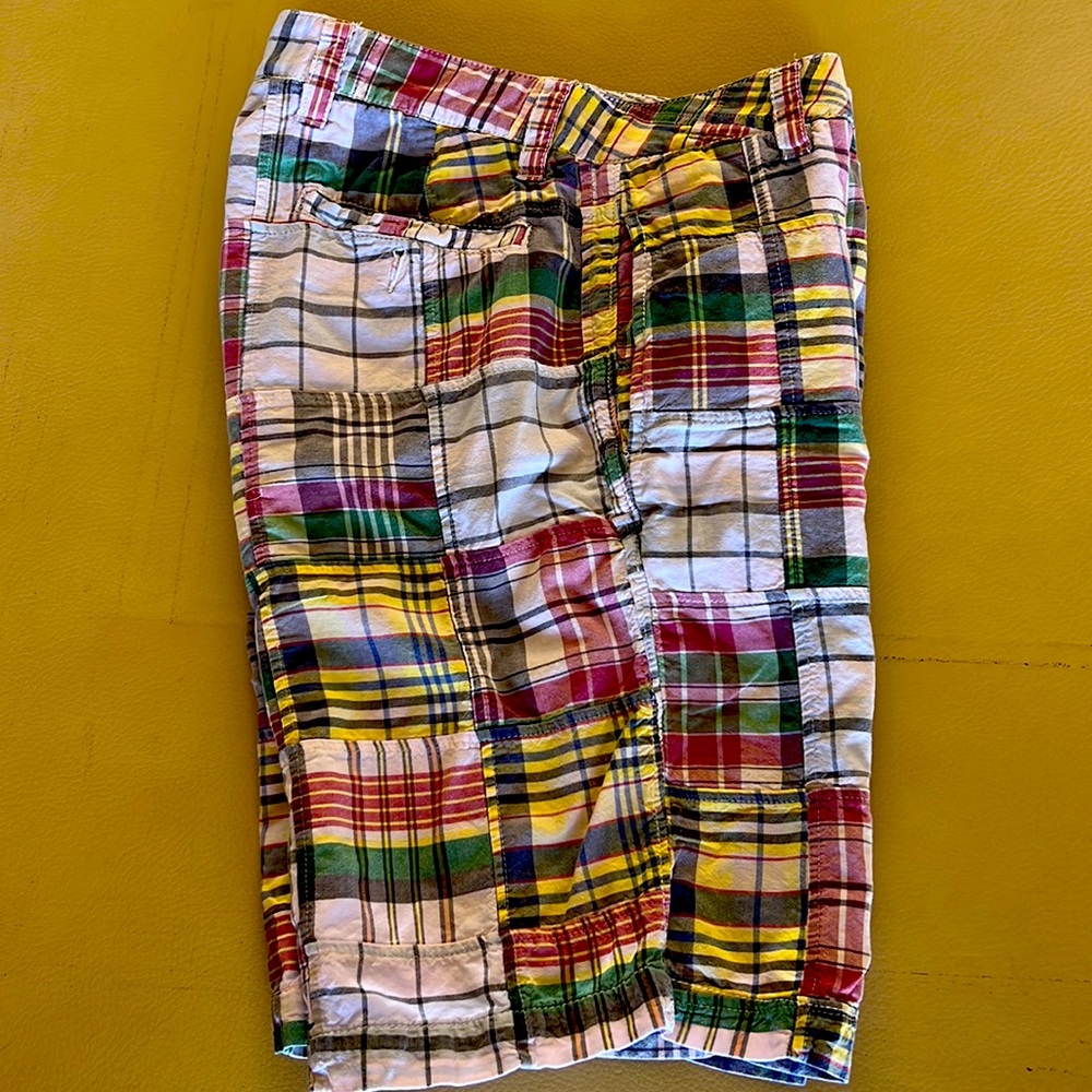 The New Ivy brand Madras Shorts size 32